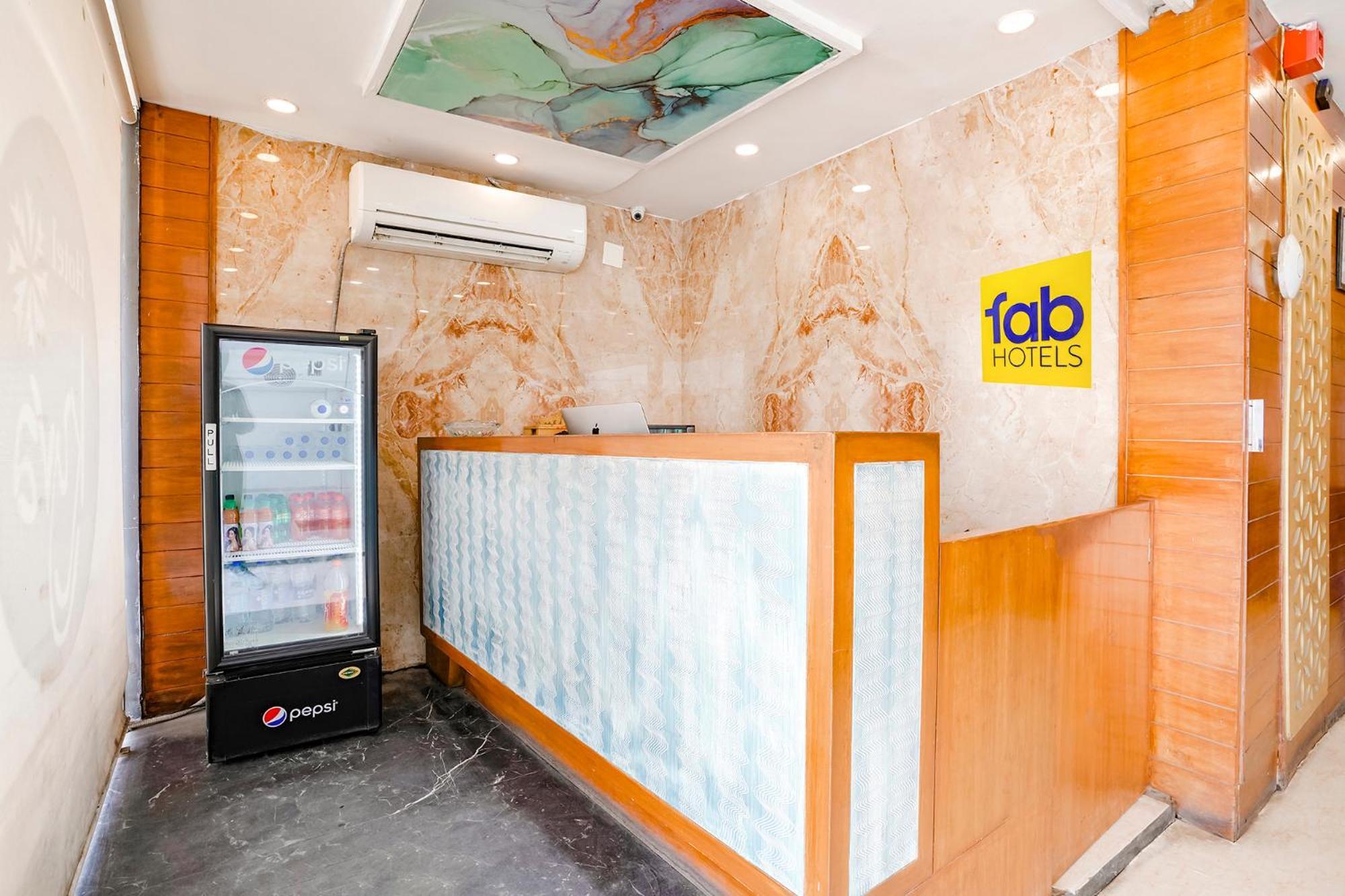 Fabhotel Kyra - Near Airport Road Ahmadábád Kültér fotó