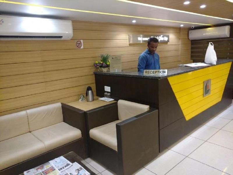 Fabhotel Kyra - Near Airport Road Ahmadábád Kültér fotó