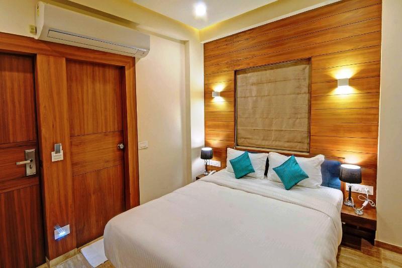 Fabhotel Kyra - Near Airport Road Ahmadábád Kültér fotó